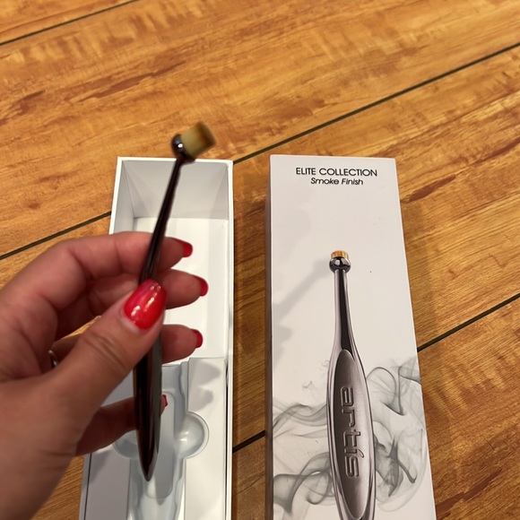 Artis Circle 1 Brush - Picture 6 of 7